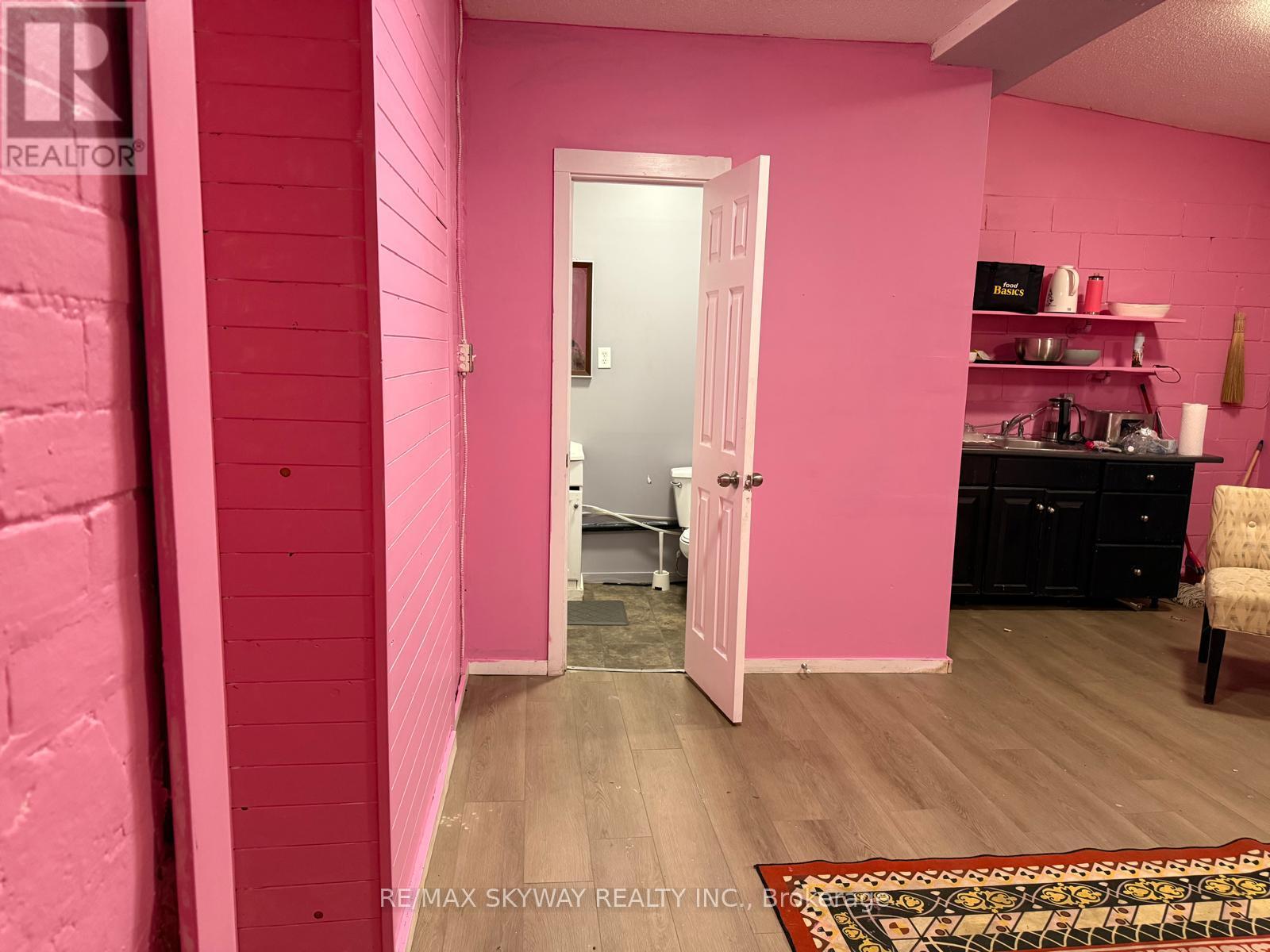East 2 - 323 Colborne Street, Brantford, Ontario  N3S 3N1 - Photo 10 - X13107090