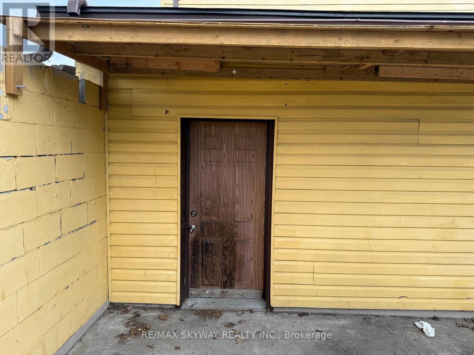 East 2 - 323 Colborne Street, Brantford, Ontario  N3S 3N1 - Photo 6 - X13107090