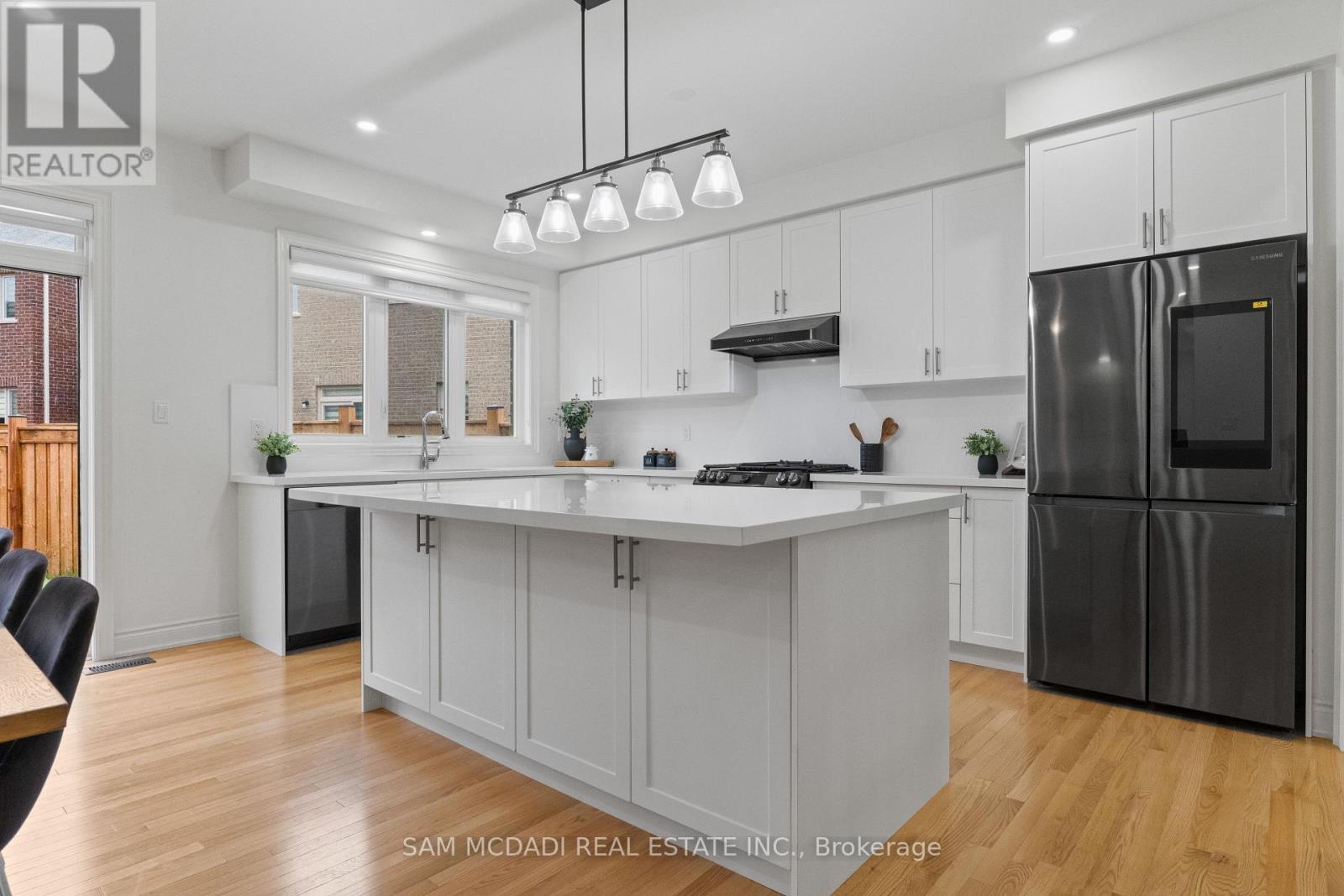 446 Humphrey Street, Hamilton, Ontario  L8B 1Z8 - Photo 12 - X13107114