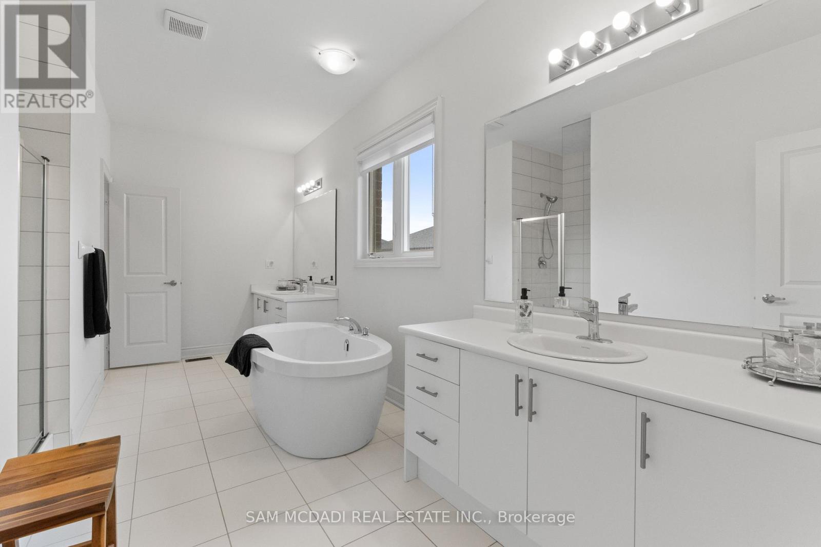 446 Humphrey Street, Hamilton, Ontario  L8B 1Z8 - Photo 22 - X13107114