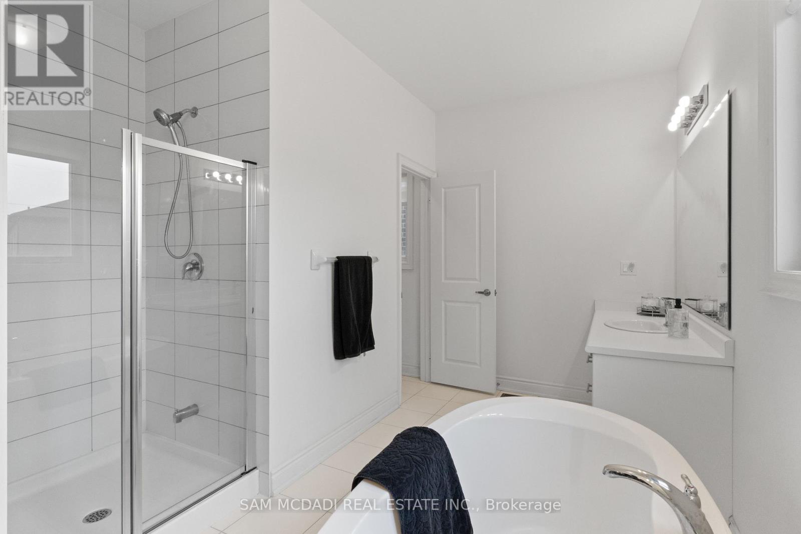 446 Humphrey Street, Hamilton, Ontario  L8B 1Z8 - Photo 23 - X13107114