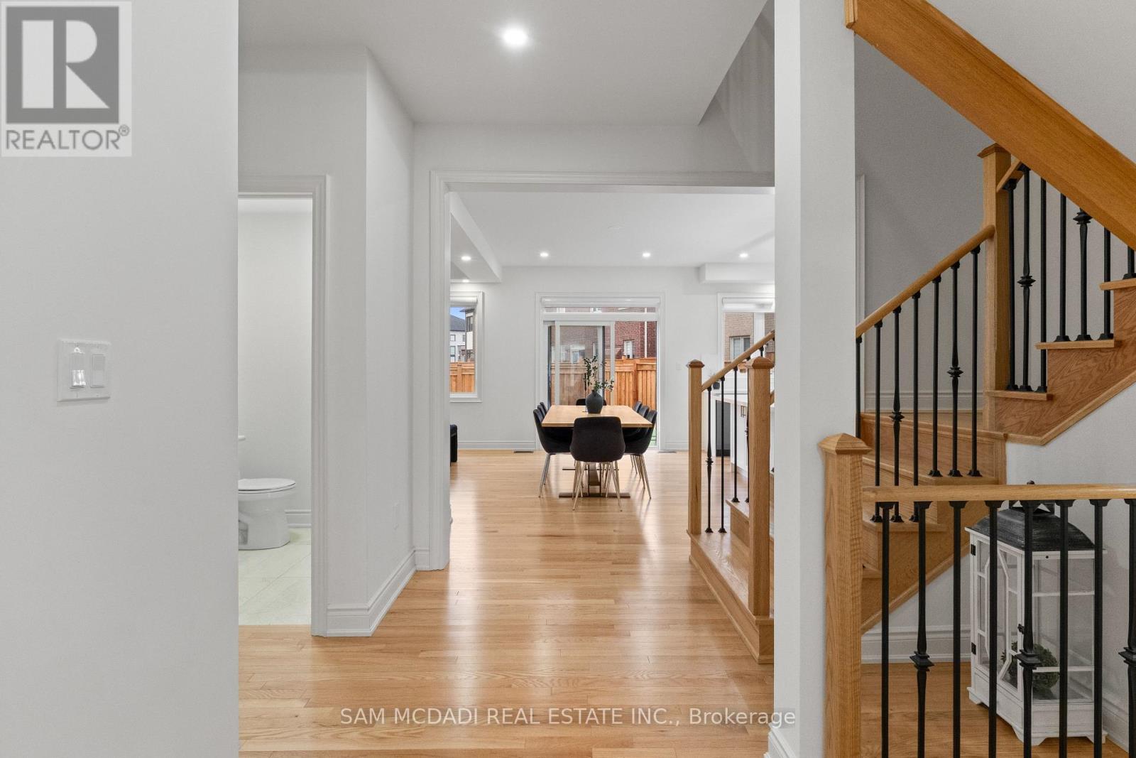 446 Humphrey Street, Hamilton, Ontario  L8B 1Z8 - Photo 9 - X13107114