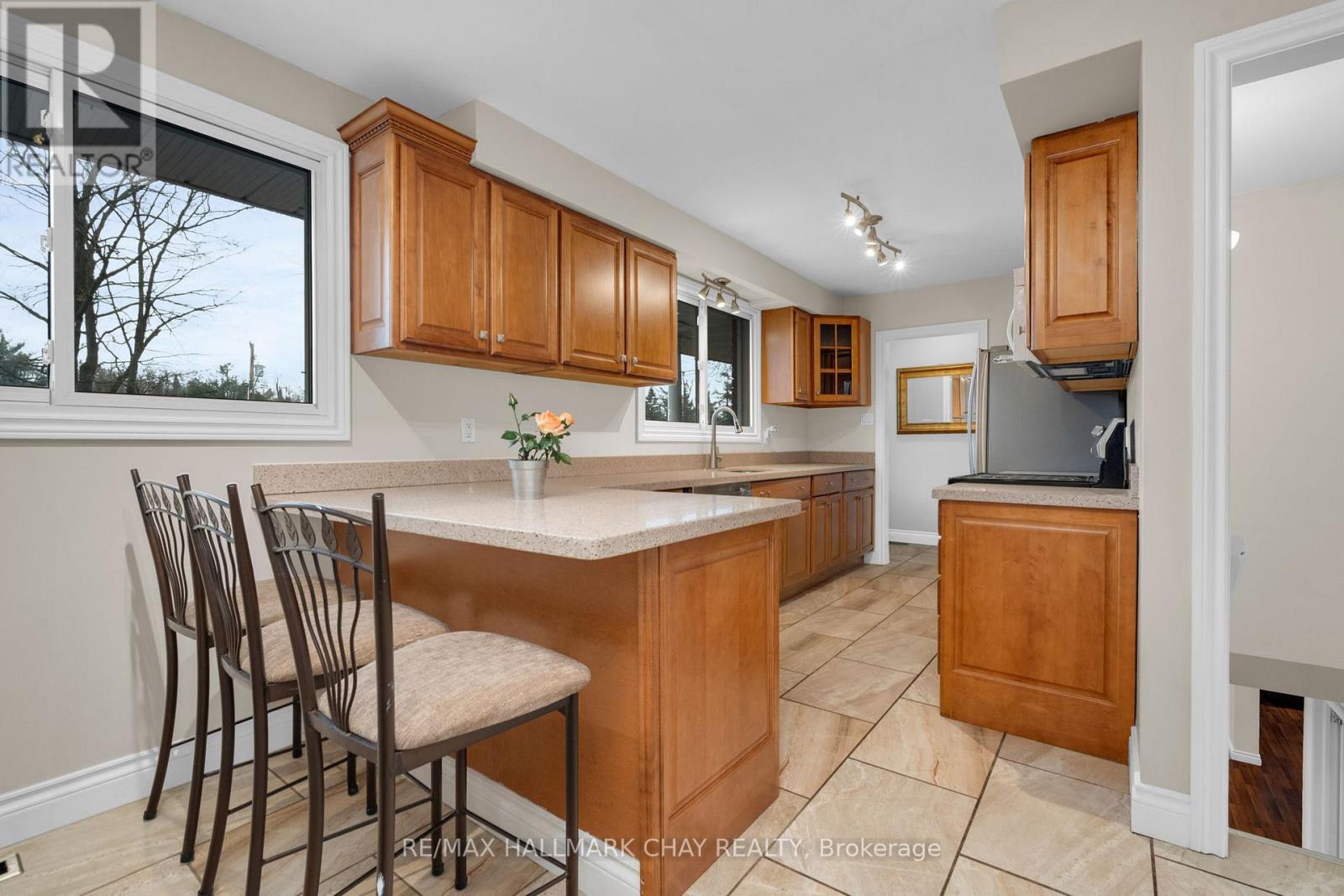 30 Jodies Lane, Springwater, Ontario  L0L 1X1 - Photo 7 - S13097056