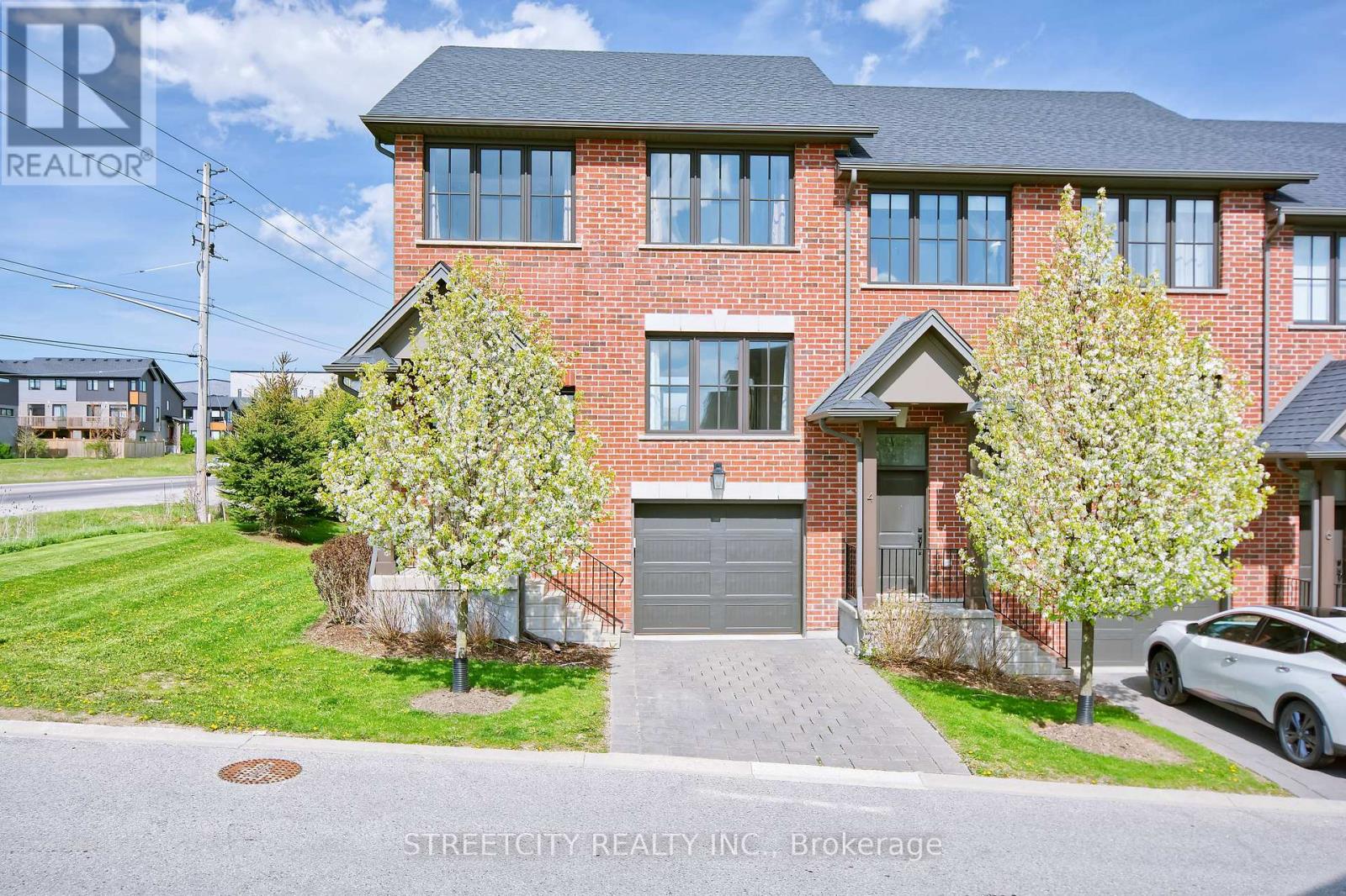 2 - 555 SUNNINGDALE ROAD E, London North, Ontario