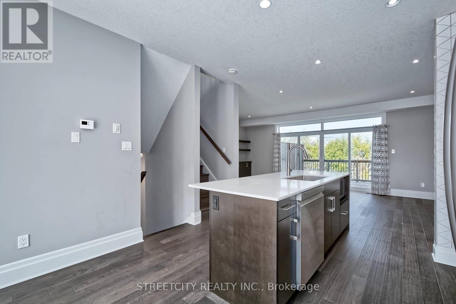 2 - 555 Sunningdale Road E, London North, Ontario  N5X 4B3 - Photo 10 - X13078894