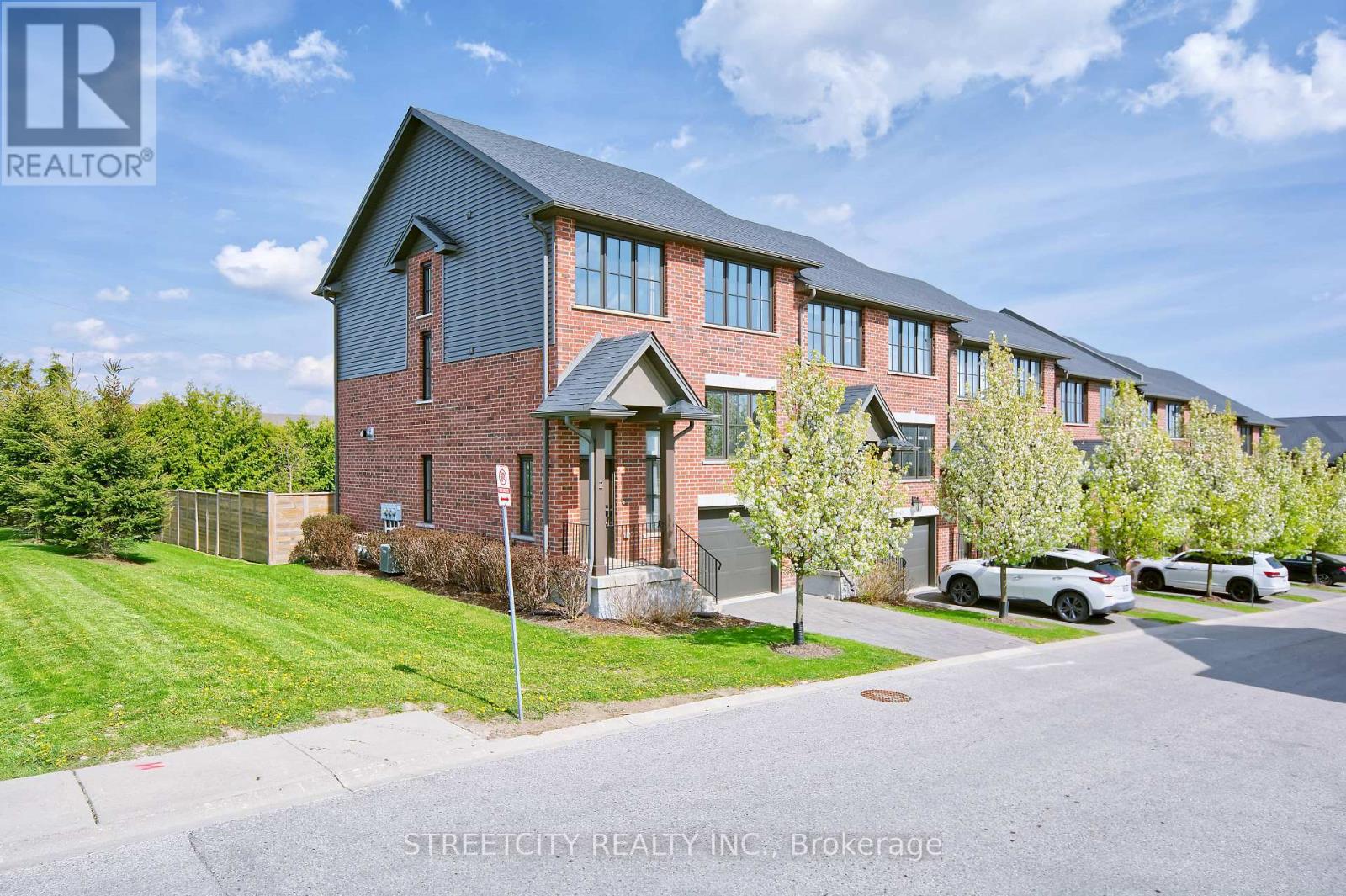 2 - 555 Sunningdale Road E, London North, Ontario  N5X 4B3 - Photo 2 - X13078894