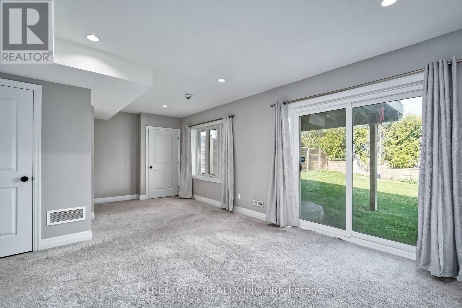 2 - 555 Sunningdale Road E, London North, Ontario  N5X 4B3 - Photo 28 - X13078894