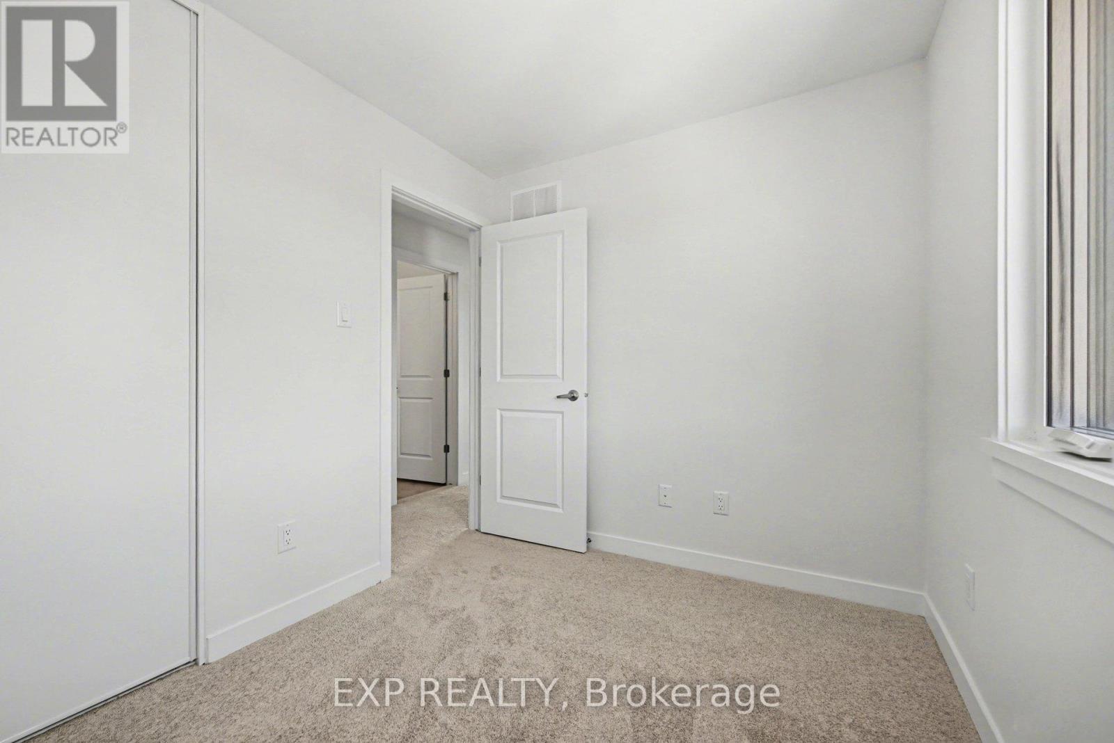 1200 Cope Drive, Ottawa, Ontario  K2S 3C4 - Photo 12 - X12934784