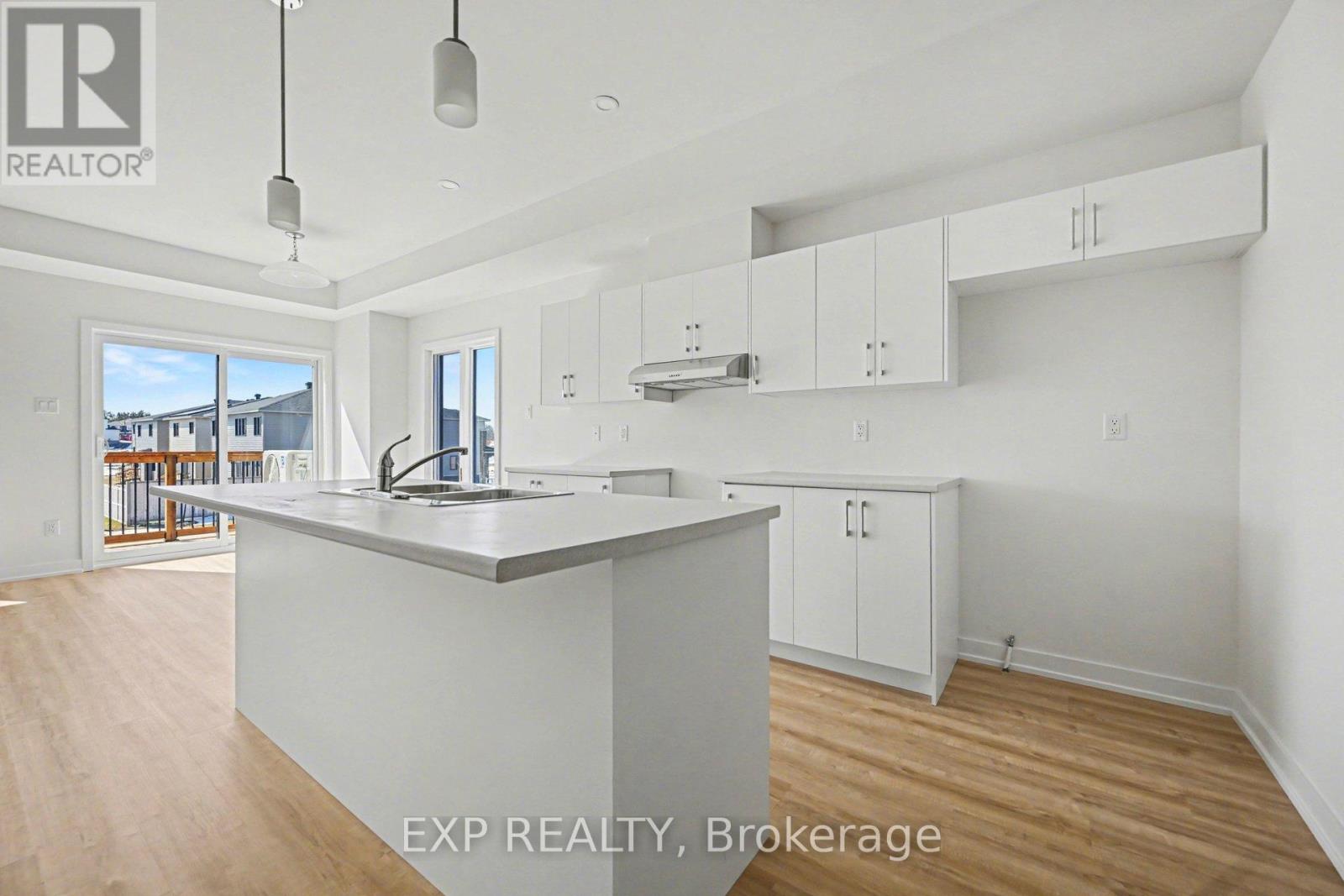 1200 Cope Drive, Ottawa, Ontario  K2S 3C4 - Photo 11 - X12934784