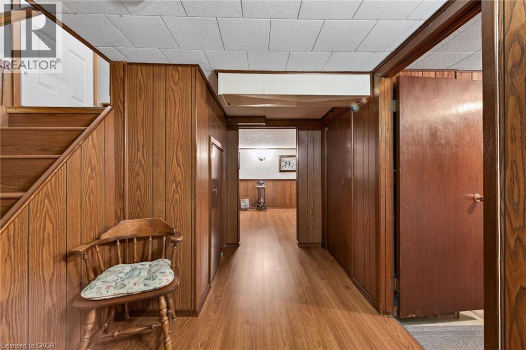 8 Woodrow Street N, St. Catharines, Ontario  L2P 3K1 - Photo 33 - 40827636