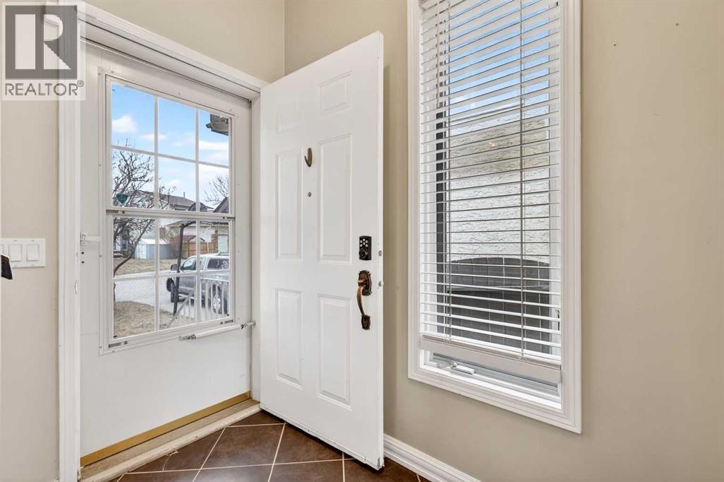 111 Sanderling Rise NW, Calgary, Alberta  T3K 3B4 - Photo 2 - A2299200