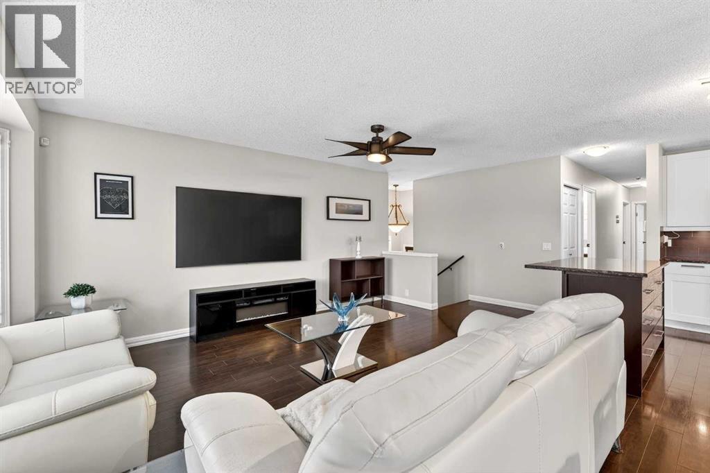 111 Sanderling Rise NW, Calgary, Alberta  T3K 3B4 - Photo 4 - A2299200