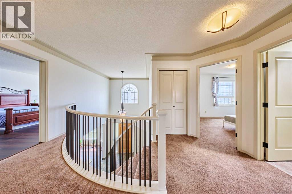 243 Hampshire Close Nw, Calgary, Alberta  T3A 4X9 - Photo 26 - A2308341