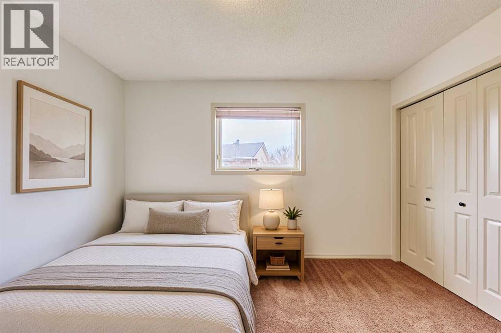 243 Hampshire Close Nw, Calgary, Alberta  T3A 4X9 - Photo 31 - A2308341