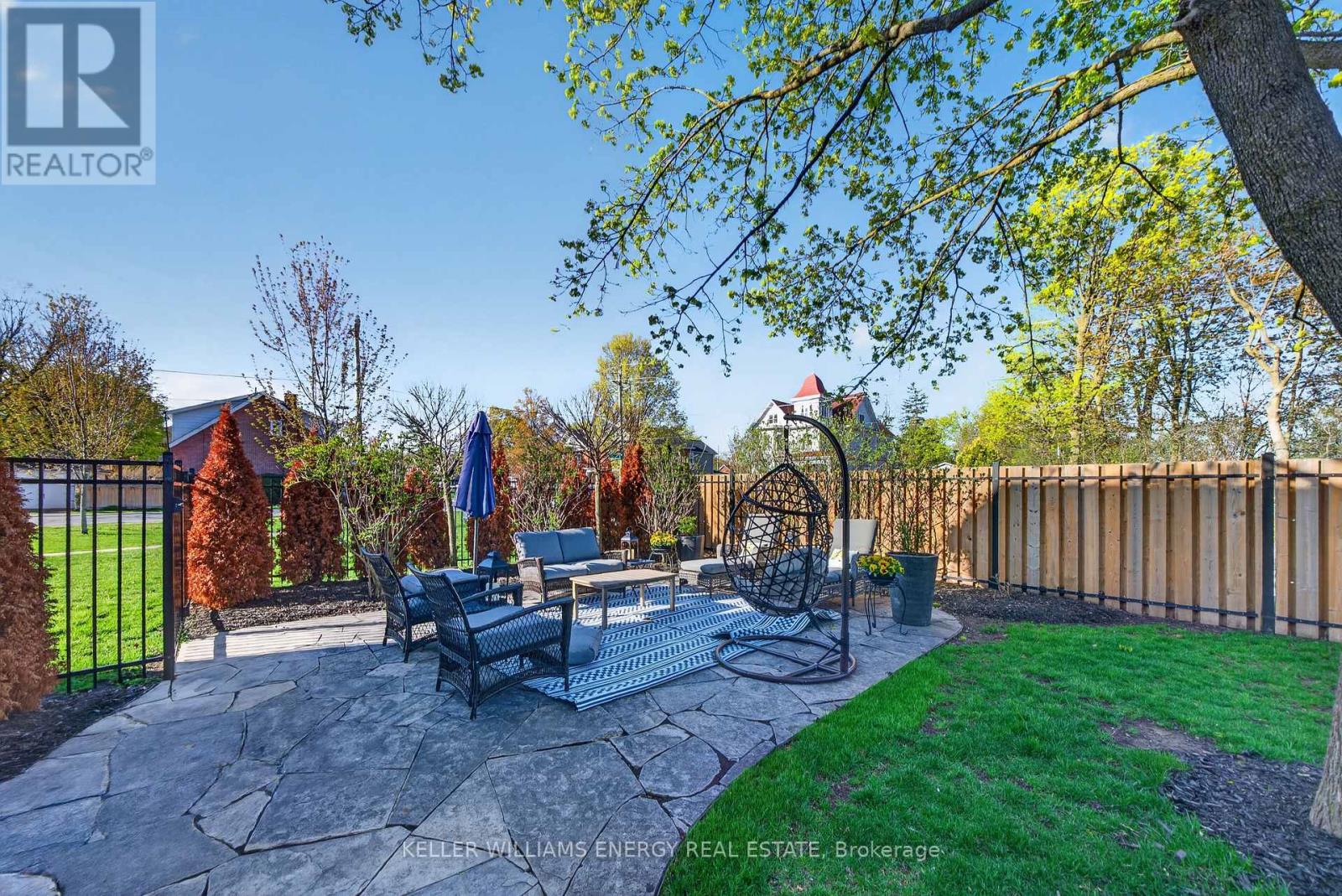 4 Pine Street, Belleville, Ontario  K8N 2L8 - Photo 17 - X13107130