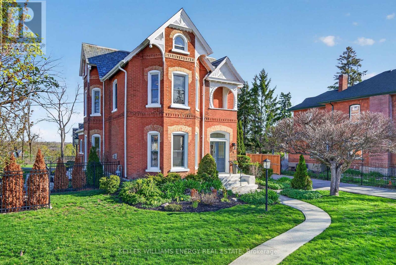 4 Pine Street, Belleville, Ontario  K8N 2L8 - Photo 38 - X13107130