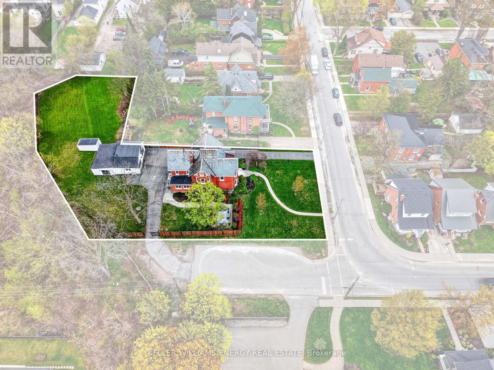 4 Pine Street, Belleville, Ontario  K8N 2L8 - Photo 6 - X13107130