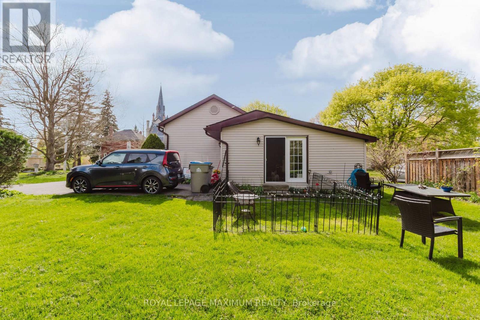 137 Church Street N, St. Marys, Ontario  N4X 1A9 - Photo 6 - X13106846
