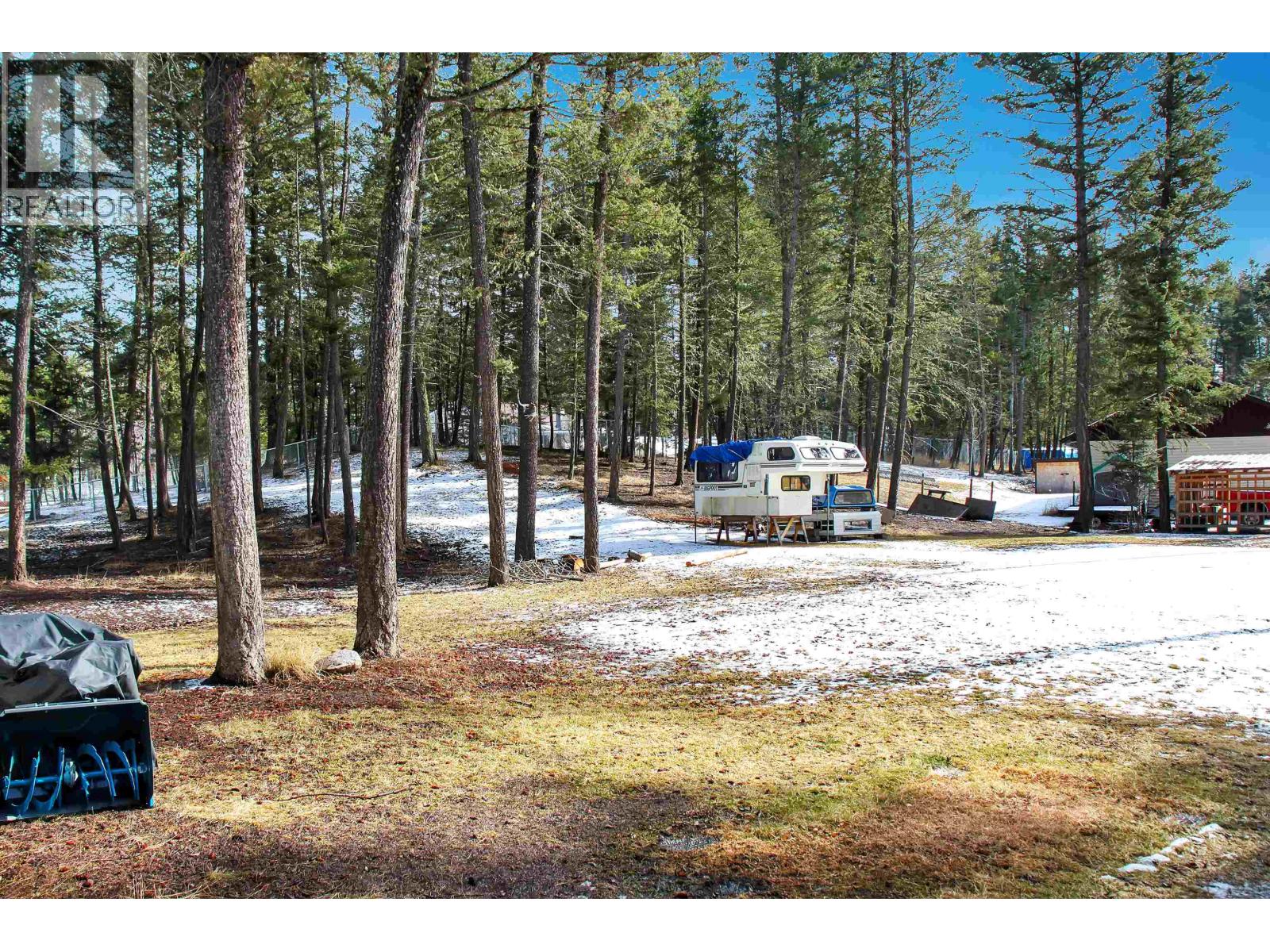 4907 Peasim Court, 108 Mile Ranch, British Columbia  V0K 2Z0 - Photo 19 - R3101055