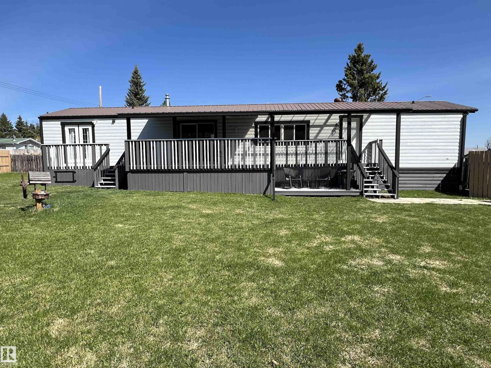 4902 50 St., Buck Creek, Alberta  T0C 0S0 - Photo 2 - E4486822