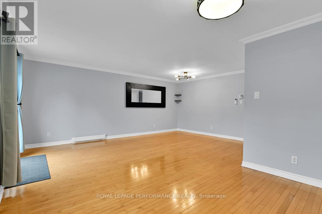 1286 Cedarcroft Crescent, Ottawa, Ontario  K1B 5C7 - Photo 12 - X13107188