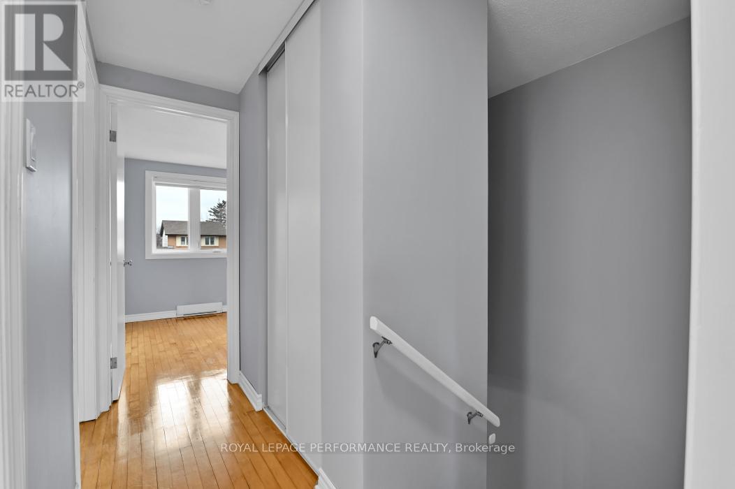 1286 Cedarcroft Crescent, Ottawa, Ontario  K1B 5C7 - Photo 15 - X13107188