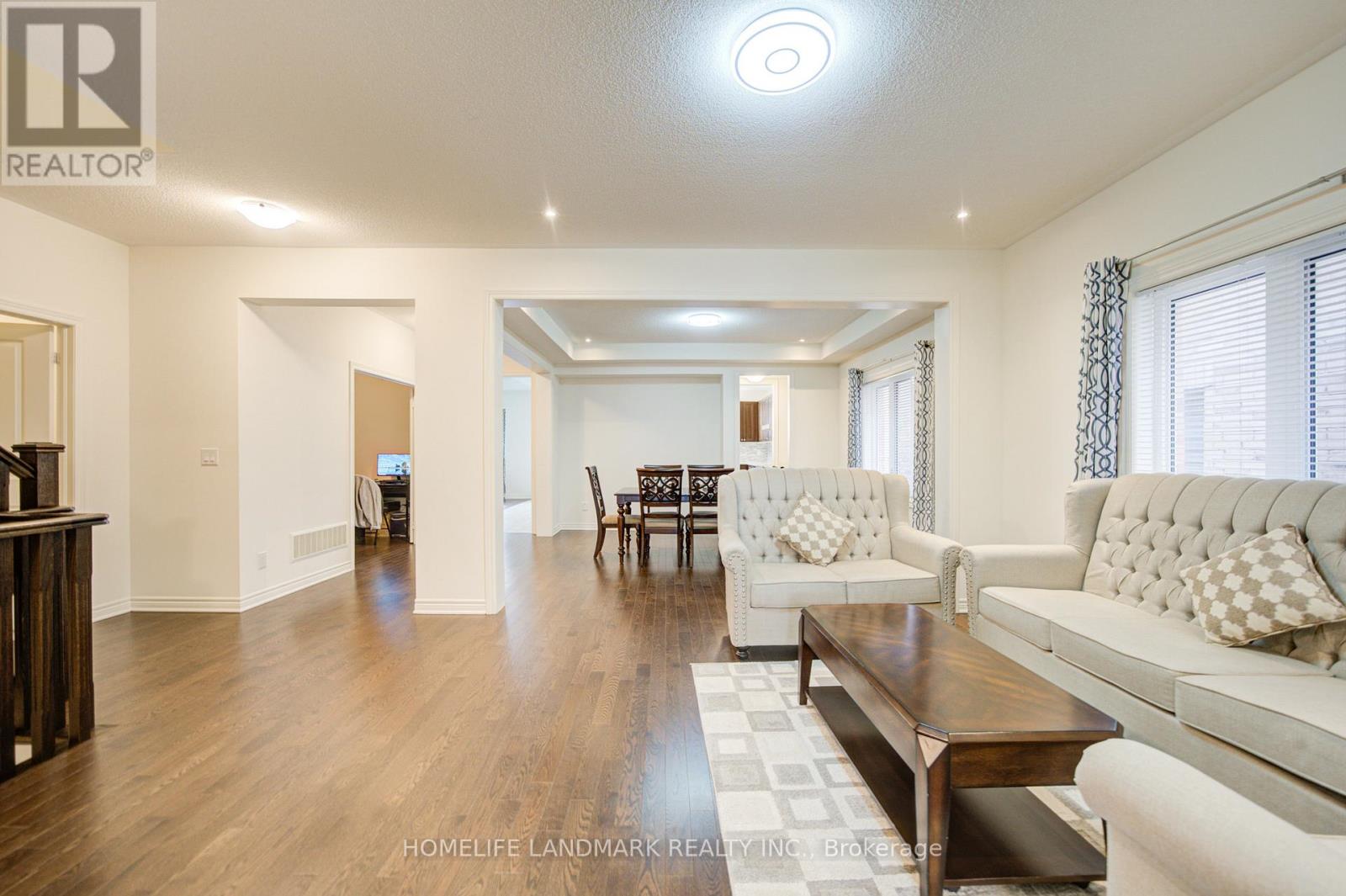 7 Kenneth Ross Bend, East Gwillimbury, Ontario  L9N 0T7 - Photo 13 - N13107196