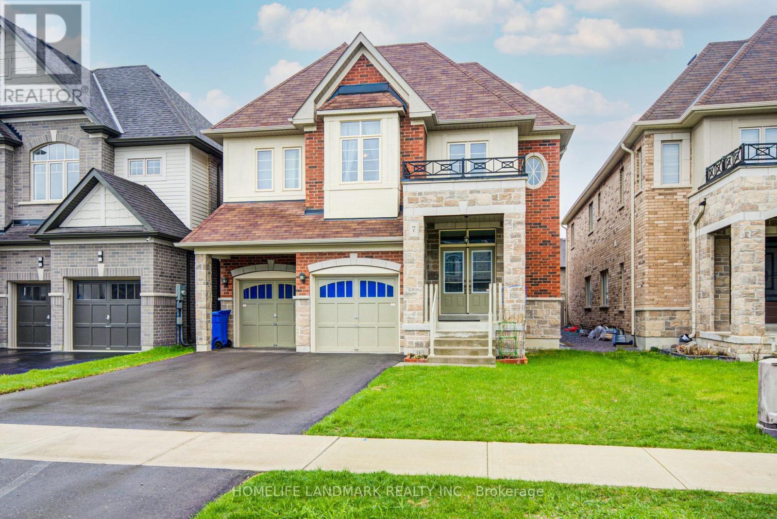 7 Kenneth Ross Bend, East Gwillimbury, Ontario  L9N 0T7 - Photo 2 - N13107196
