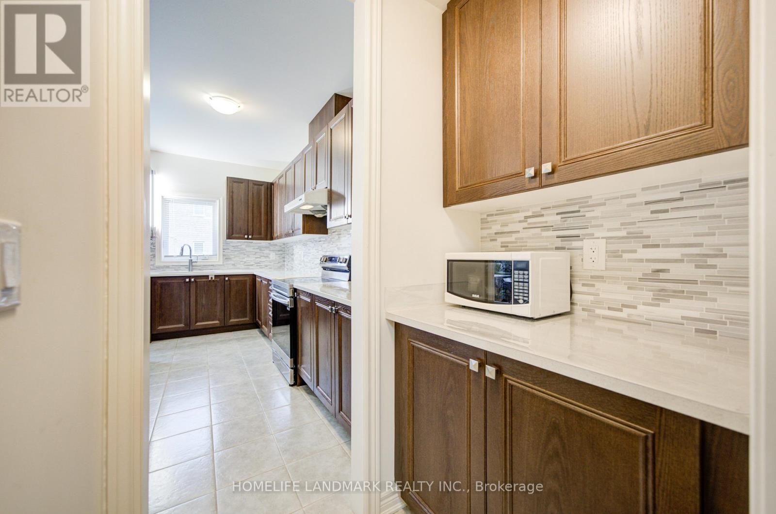 7 Kenneth Ross Bend, East Gwillimbury, Ontario  L9N 0T7 - Photo 20 - N13107196