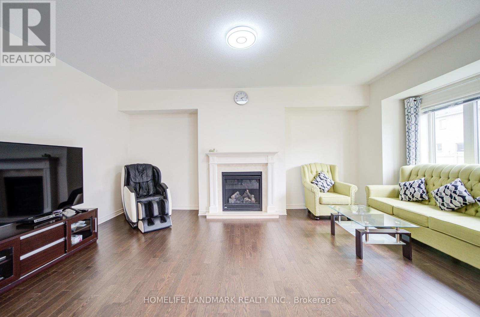 7 Kenneth Ross Bend, East Gwillimbury, Ontario  L9N 0T7 - Photo 25 - N13107196