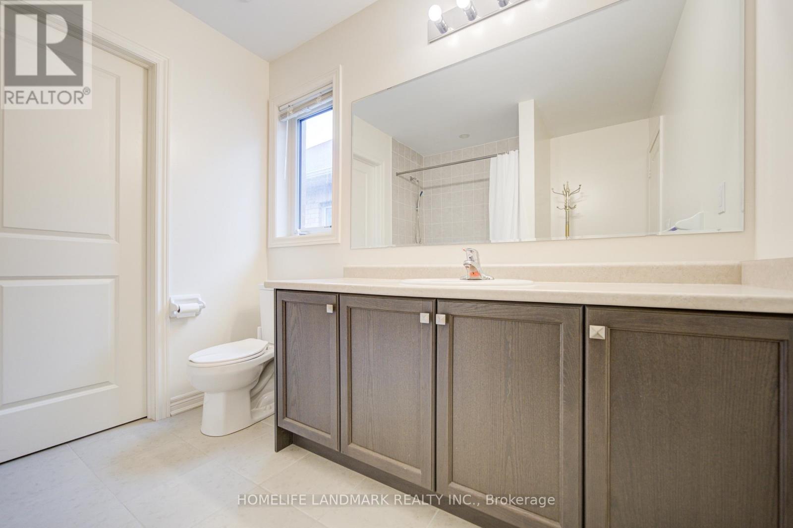 7 Kenneth Ross Bend, East Gwillimbury, Ontario  L9N 0T7 - Photo 34 - N13107196