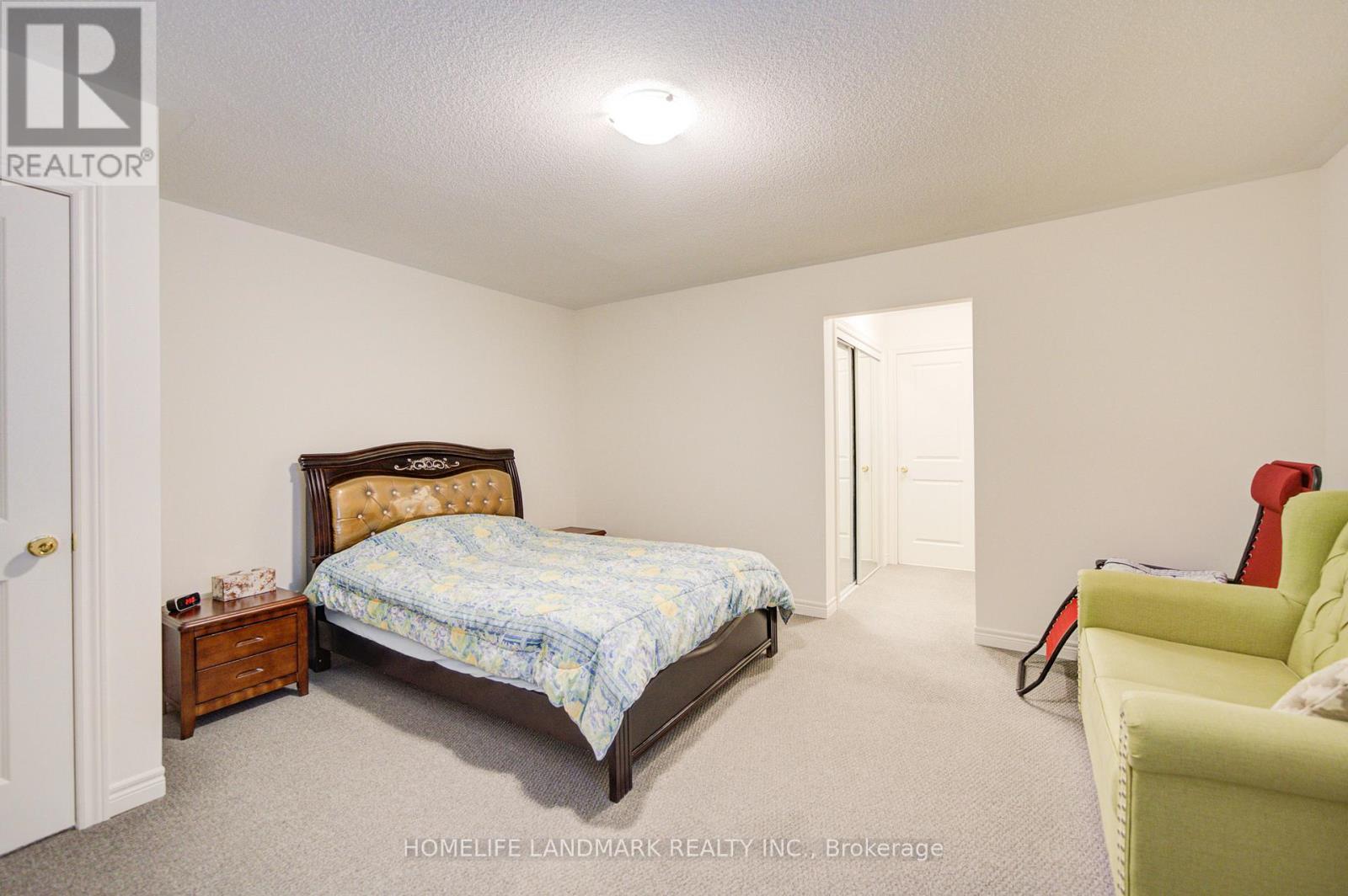 7 Kenneth Ross Bend, East Gwillimbury, Ontario  L9N 0T7 - Photo 37 - N13107196
