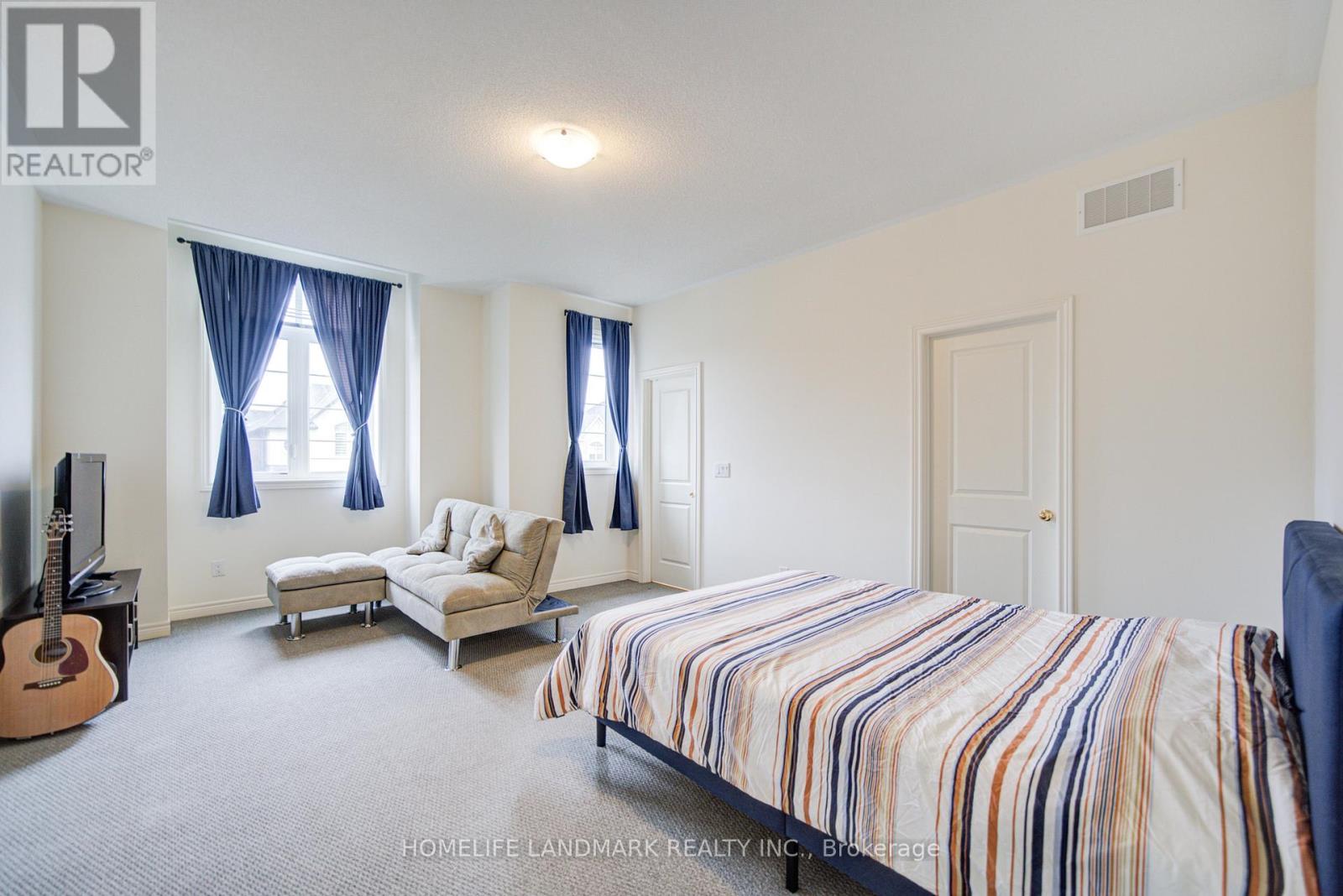 7 Kenneth Ross Bend, East Gwillimbury, Ontario  L9N 0T7 - Photo 39 - N13107196
