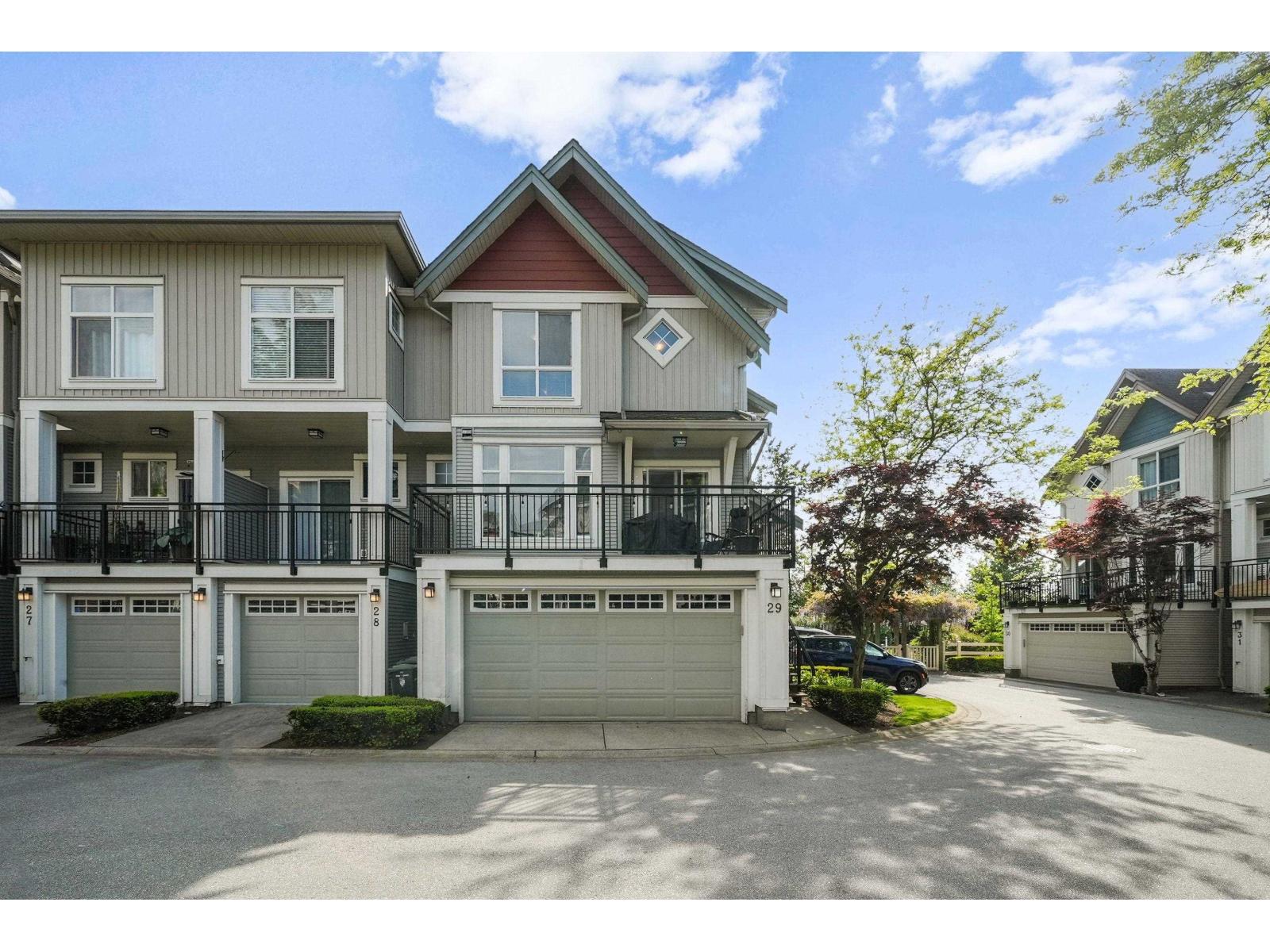 29 20120 68 AVENUE, Langley, British Columbia