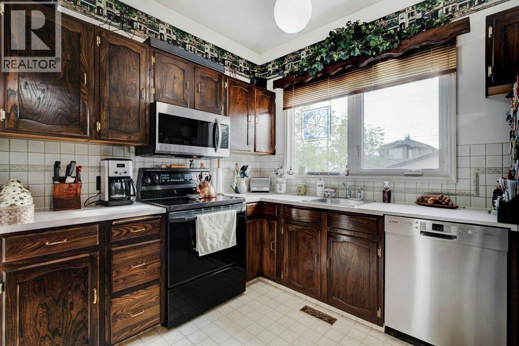 1808 Salisbury Street SE, Calgary, Alberta  T2G 4K1 - Photo 12 - A2285813