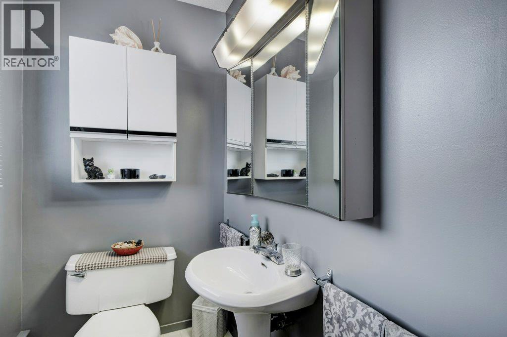 1808 Salisbury Street SE, Calgary, Alberta  T2G 4K1 - Photo 17 - A2285813