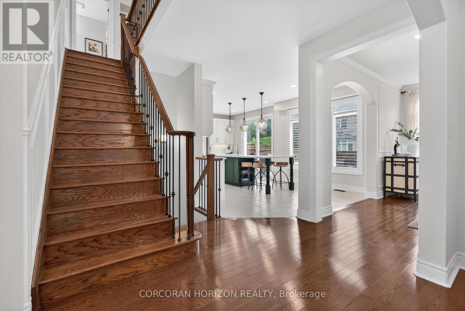 3285 Liptay Avenue, Oakville, Ontario  L6M 0N1 - Photo 9 - W13107198