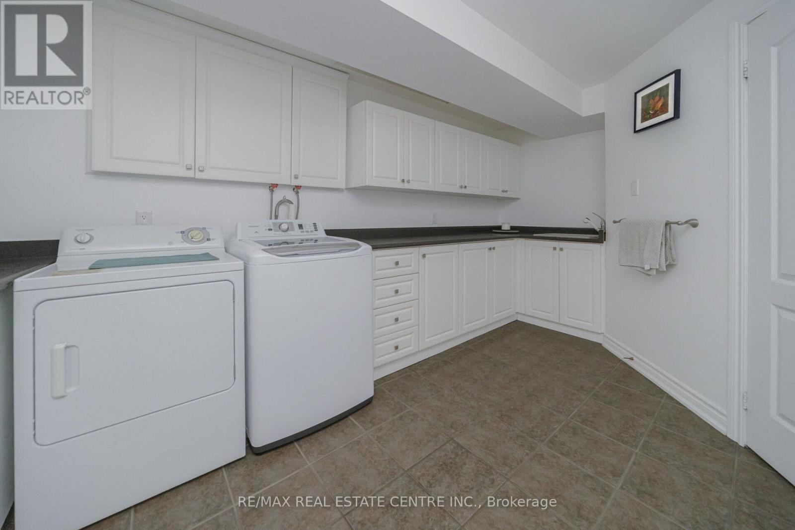 10 Eiffel Boulevard, Brampton, Ontario  L6P 1V9 - Photo 32 - W13107242