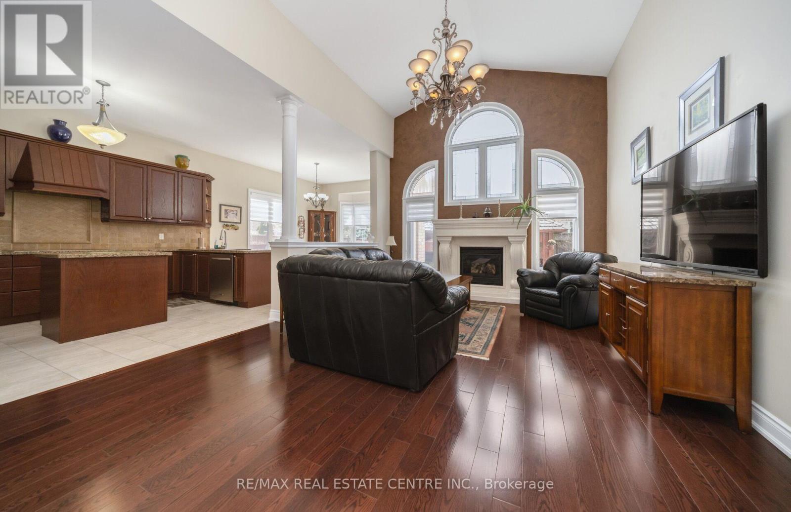 10 Eiffel Boulevard, Brampton, Ontario  L6P 1V9 - Photo 7 - W13107242