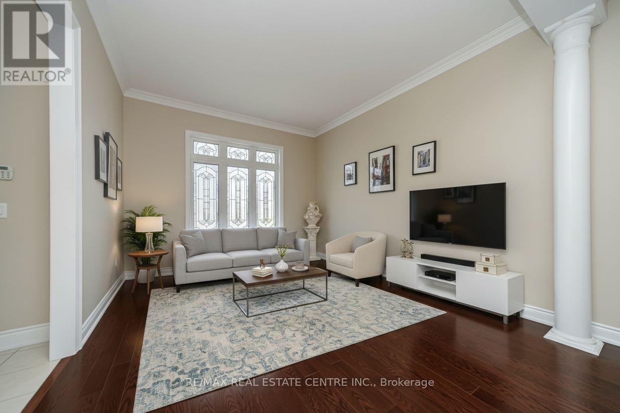 10 Eiffel Boulevard, Brampton, Ontario  L6P 1V9 - Photo 8 - W13107242