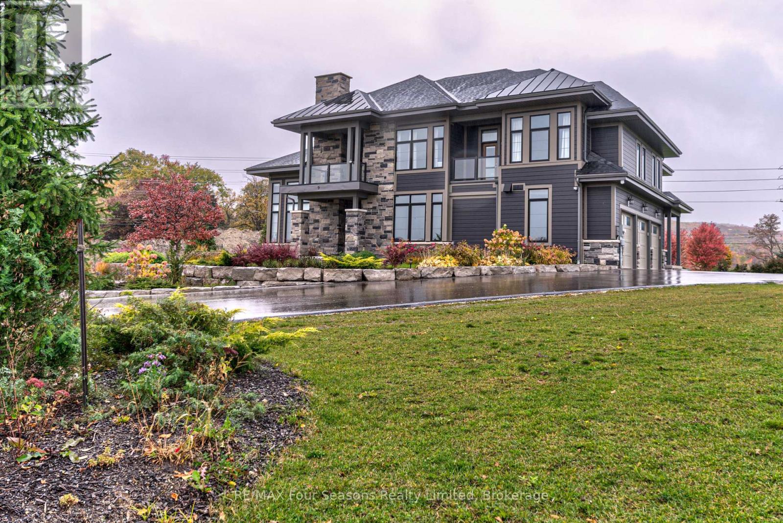 9 WINDROSE VALLEY BOULEVARD, Clearview, Ontario