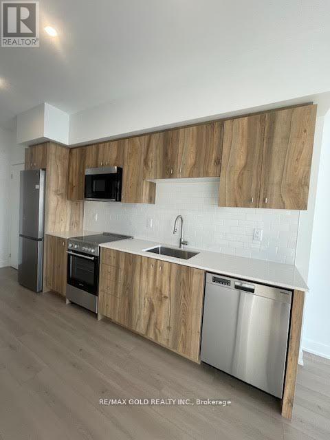 3505 - 25 Wellington Street S, Kitchener, Ontario  N2G 0G5 - Photo 3 - X13107240