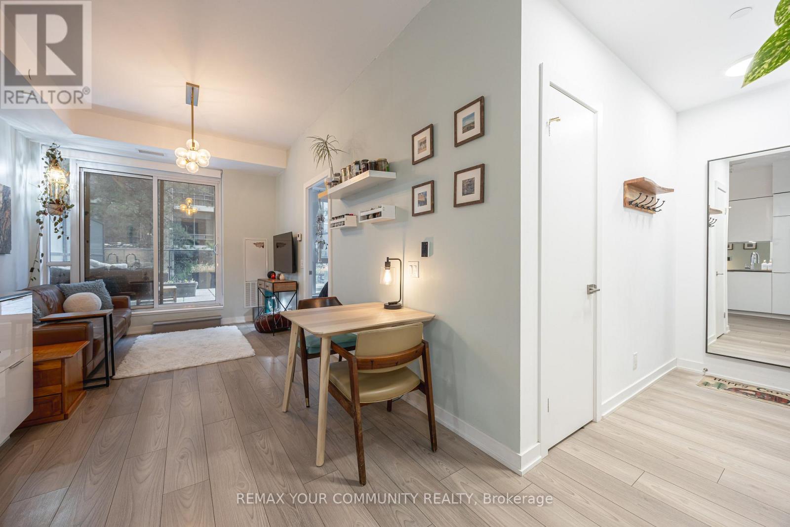 201 - 609 Avenue Road, Toronto, Ontario  M4V 0B1 - Photo 5 - C13027752
