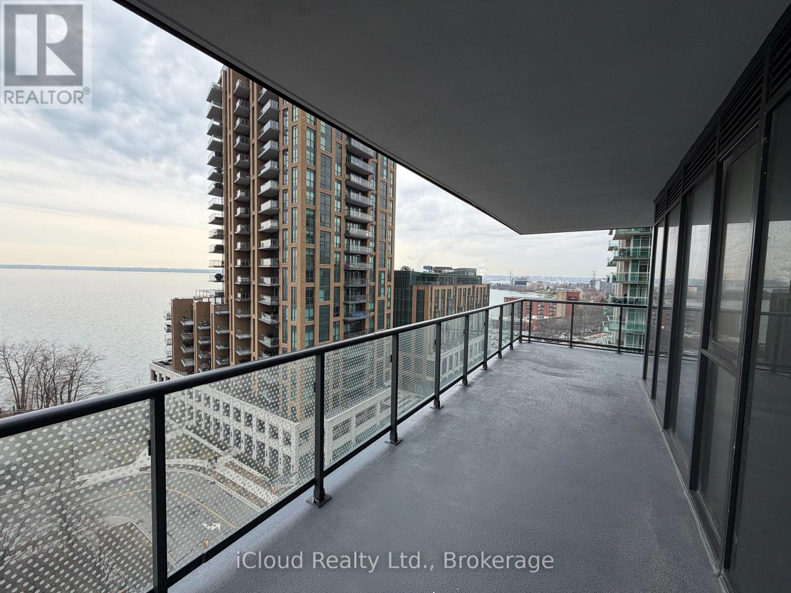 908 - 2075 Lakeshore Road, Burlington, Ontario  L7R 1E2 - Photo 2 - W13105978