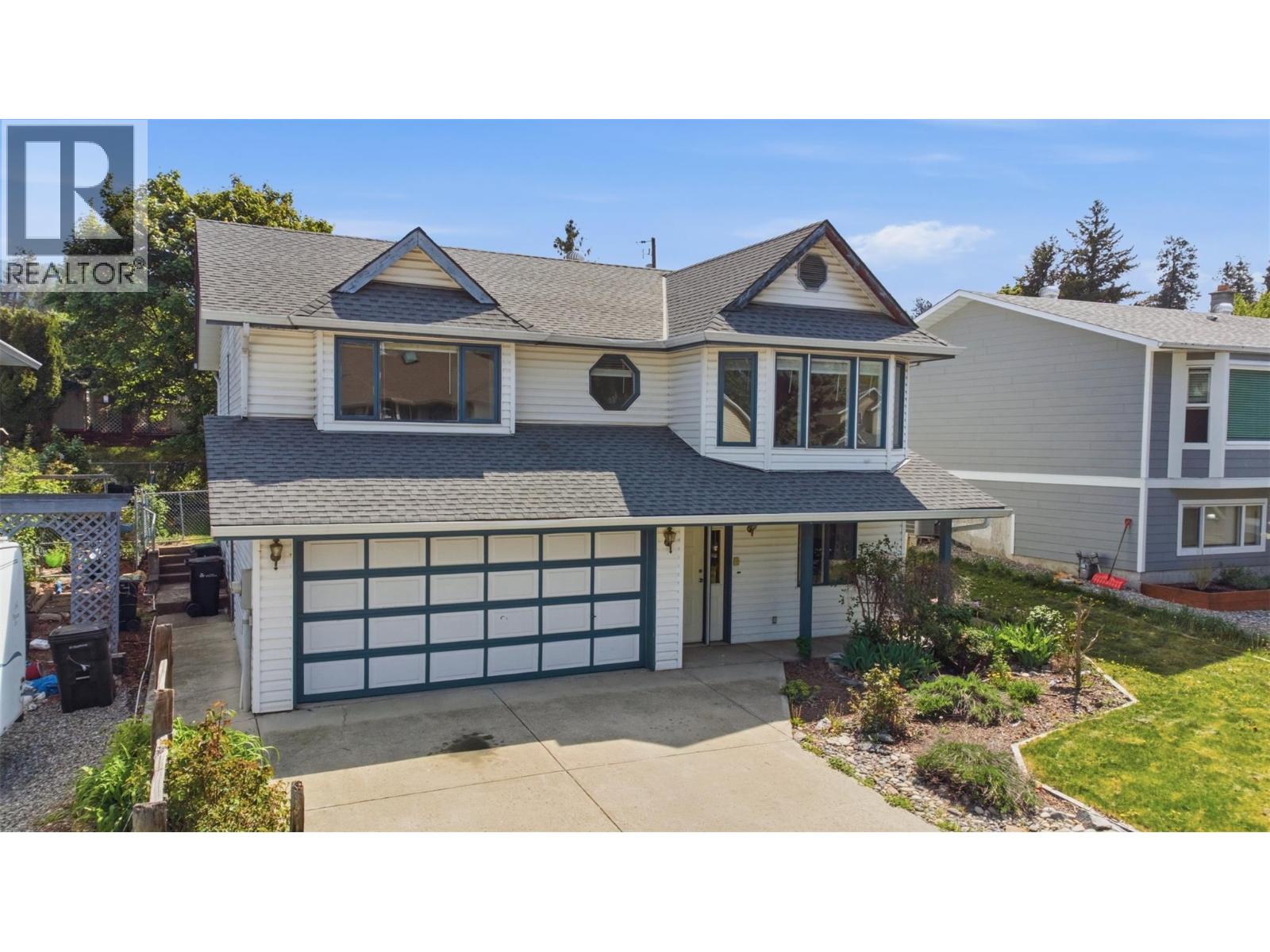 4205 17 Street, Vernon, British Columbia  V1T 8R7 - Photo 2 - 10386405
