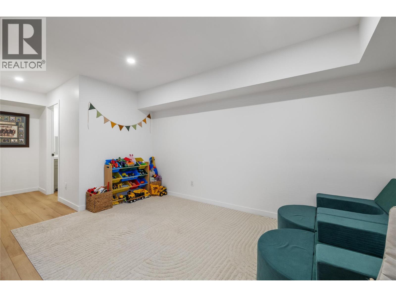 335 Gerstmar Road Unit# 4, Kelowna, British Columbia  V1X 4A6 - Photo 26 - 10383213