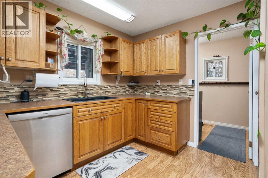 19252 462 Township, Rural Camrose County, Alberta  T4V 1X8 - Photo 4 - A2287222
