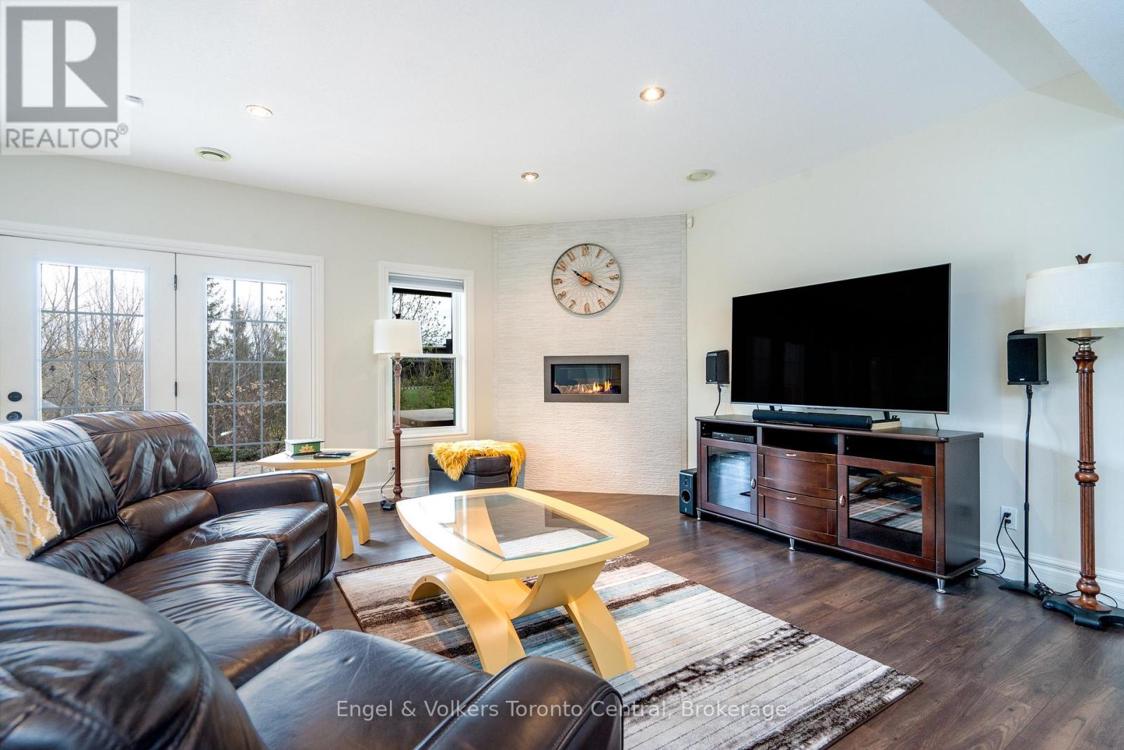 193 Alta Road, Blue Mountains, Ontario  L9Y 0T2 - Photo 38 - X12641742