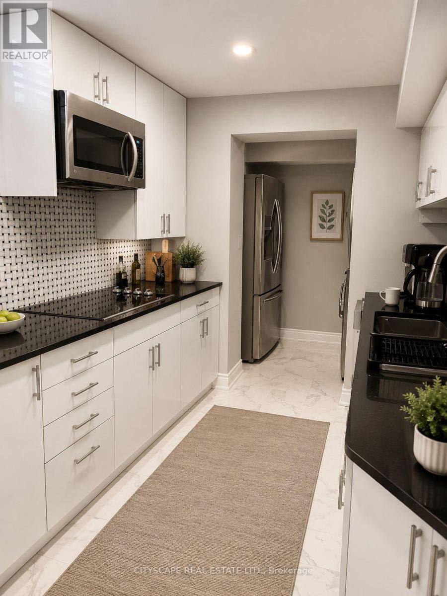 4233 Radisson Crescent, Mississauga, Ontario  L5M 4M1 - Photo 32 - W13093332