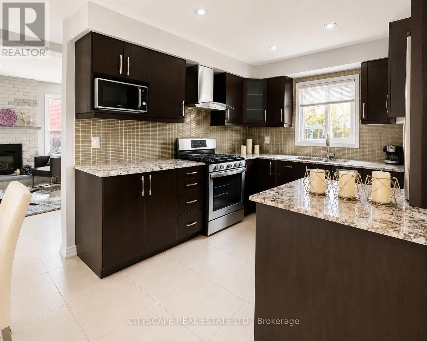 4233 Radisson Crescent, Mississauga, Ontario  L5M 4M1 - Photo 12 - W13093332